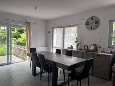 Maison - 140 m² - 5 pièces