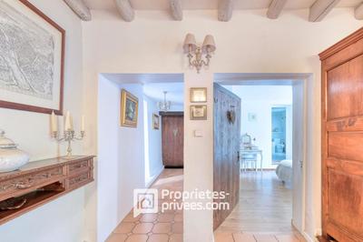 Maison - 183 m² - 9 pièces