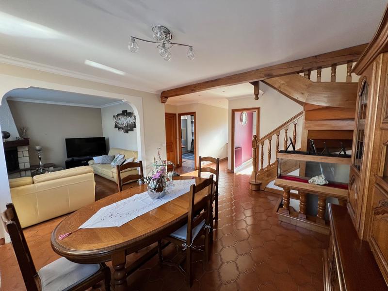 Maison - 150 m² - 7 pièces