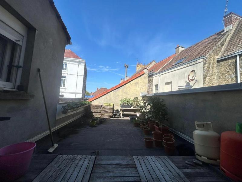 Maison - 165 m² - 9 pièces