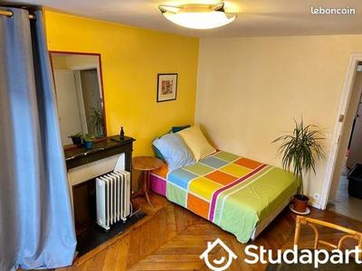 Chambre - 20 m² - 1 pièce