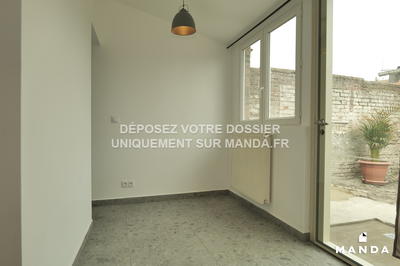 Chambre - 11 m² - 4 pièces