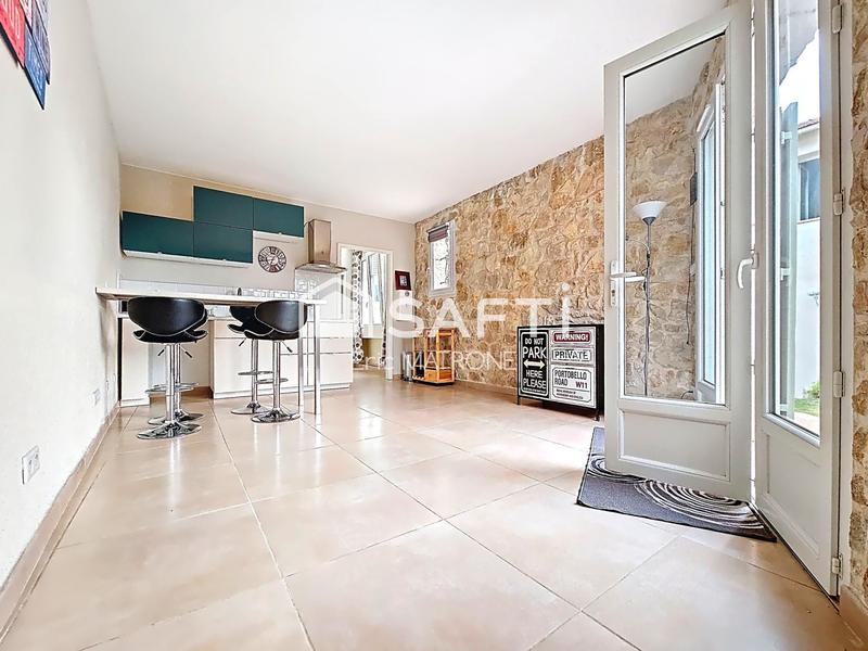 Maison - 250 m² - 9 pièces