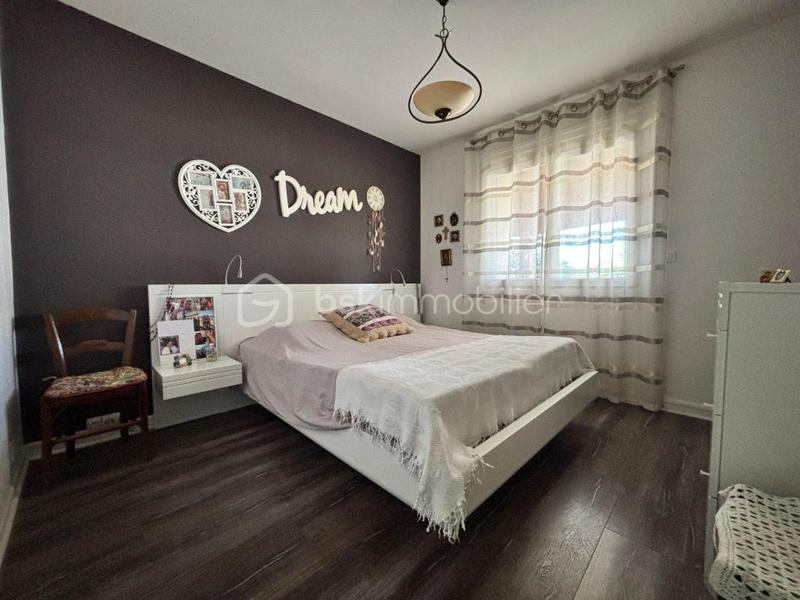 Maison traditionnelle - 200 m² - 7 pièces