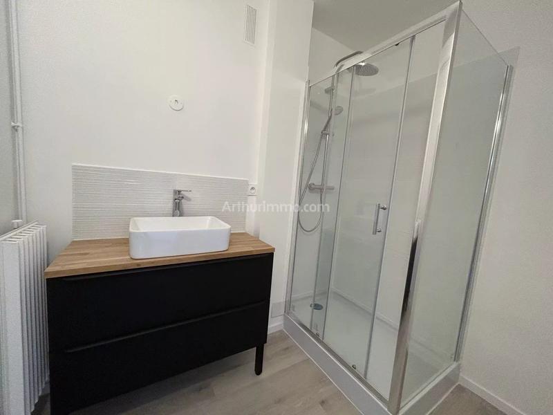 Appartement - 99 m² - 4 pièces