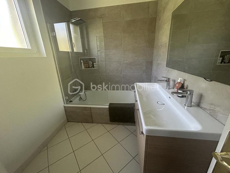 Maison - 123 m² - 5 pièces