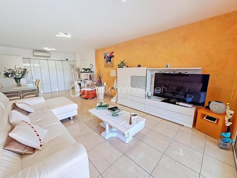 Appartement - 81 m² - 3 pièces