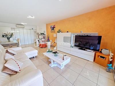 Appartement - 81 m² - 3 pièces