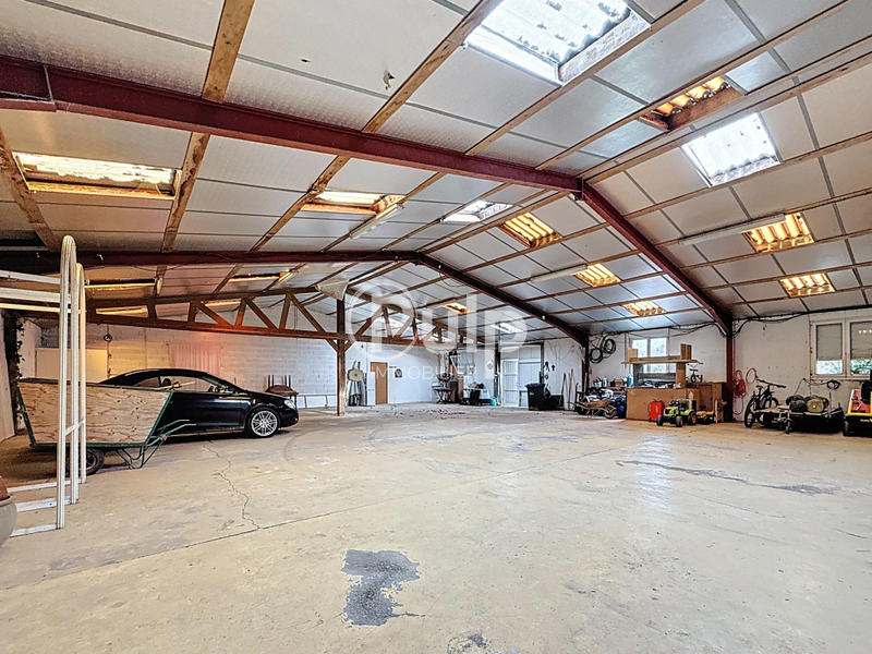 Pavillon - 207 m² - 12 pièces