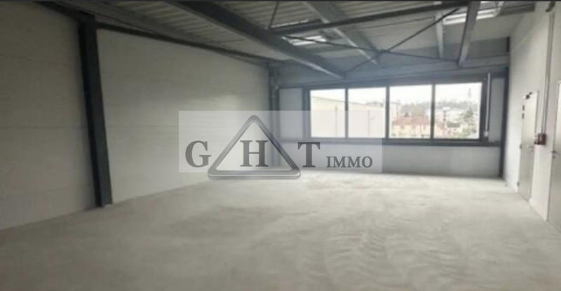 Entrepôt - 160 m²