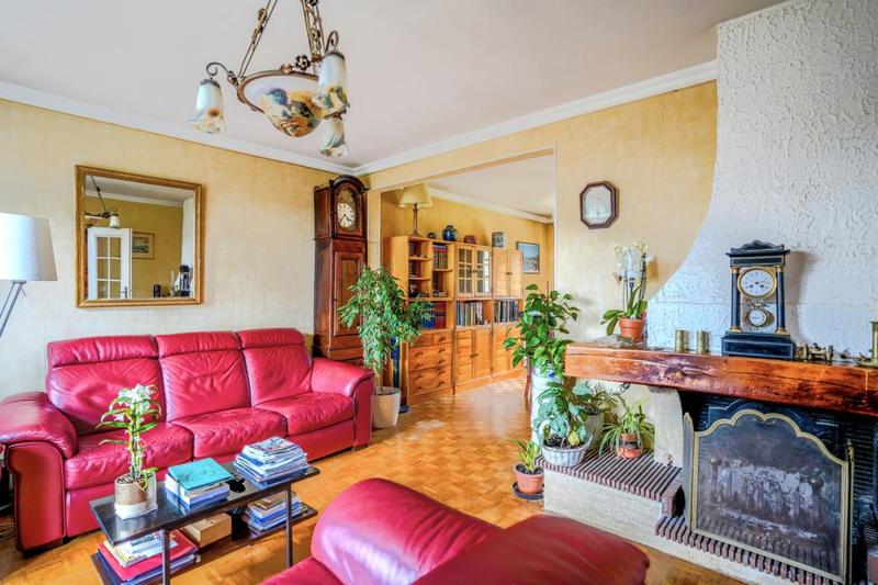 Maison - 137 m² - 7 pièces