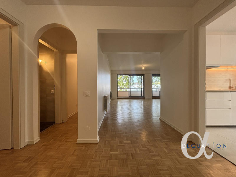 Appartement - 111 m² - 3 pièces