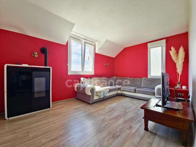 Maison - 131 m² - 7 pièces