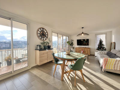 Appartement - 75 m² - 4 pièces