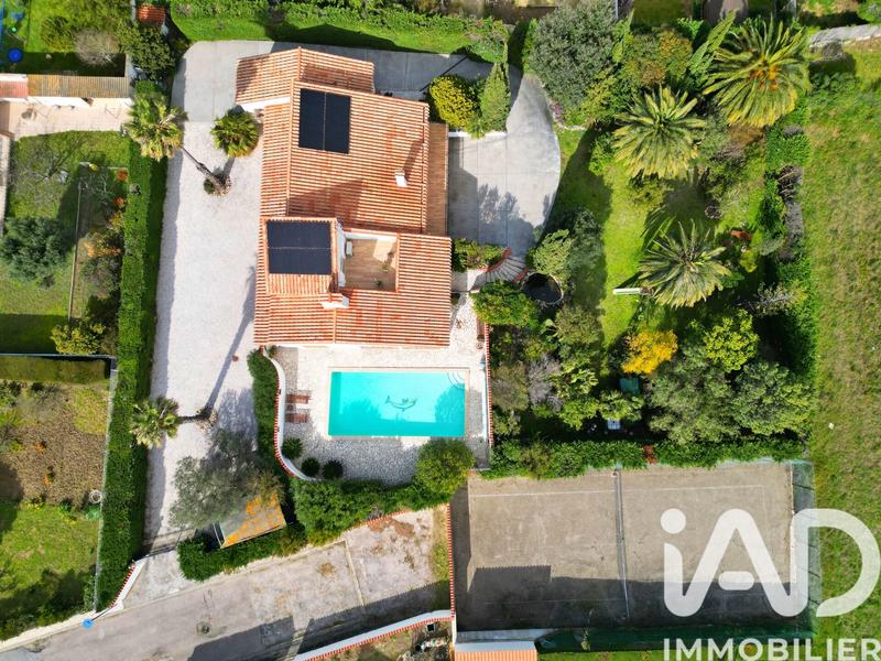 Maison - 206 m² - 6 pièces