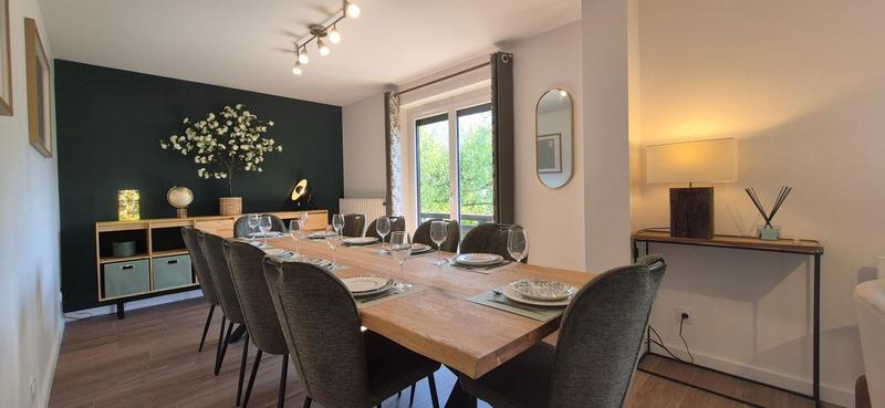 Maison - 196 m² - 6 pièces