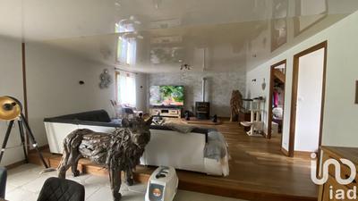 Maison - 150 m² - 5 pièces