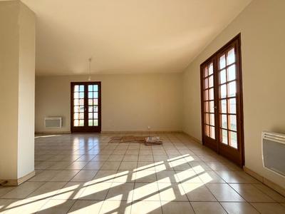 Maison - 147 m² - 7 pièces