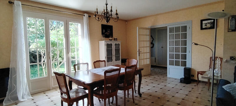 Maison de ville - 140 m² - 6 pièces