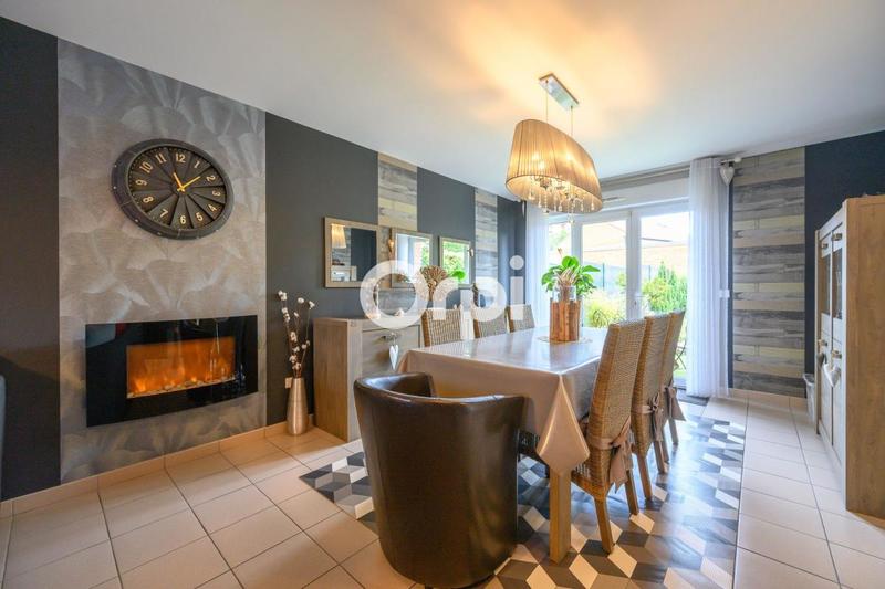 Maison - 98 m² - 4 pièces