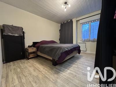 Maison - 84 m² - 4 pièces