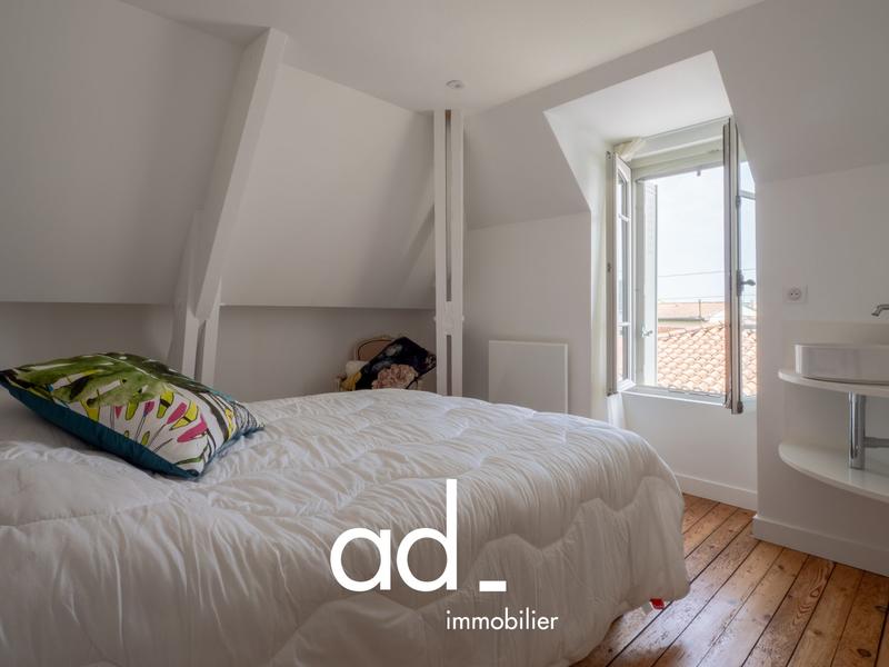 Maison - 170 m² - 6 pièces