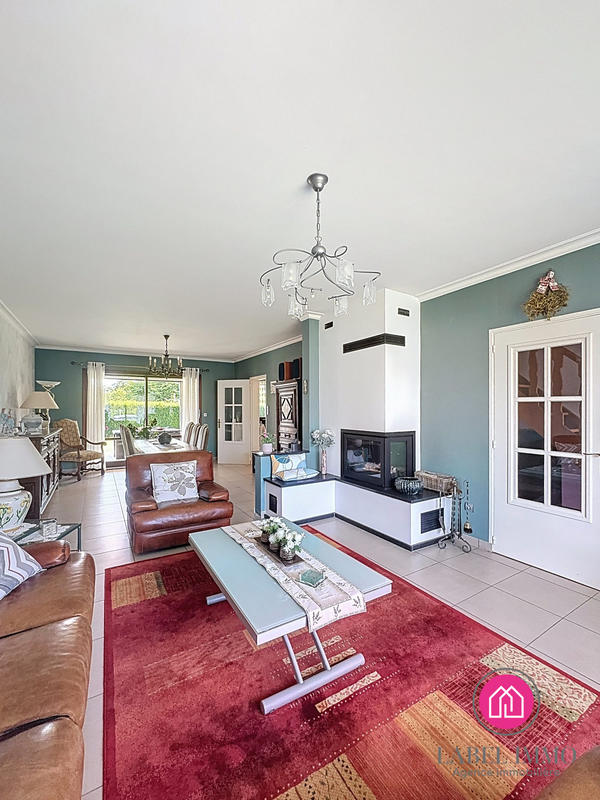 Maison - 176 m² - 8 pièces