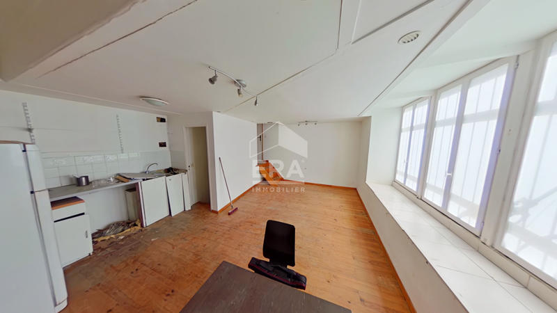 Local commercial - 65 m² - 4 pièces