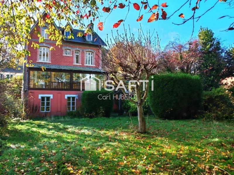 Villa - 276 m² - 7 pièces