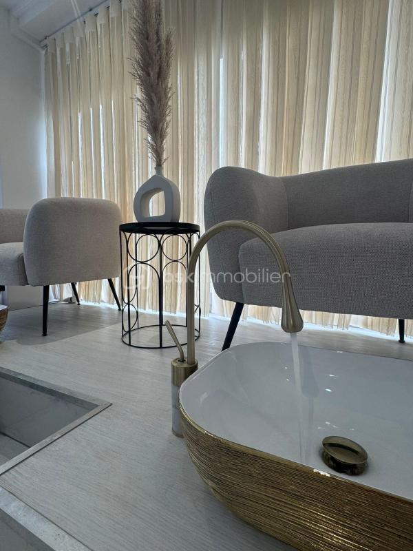 Beauté / Bien-être - 44 m²