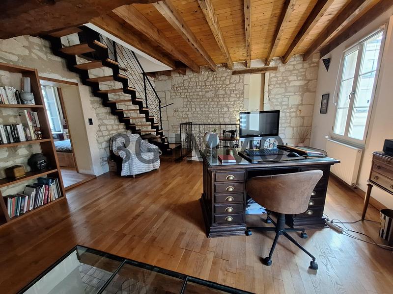 Maison ancienne - 195 m² - 6 pièces