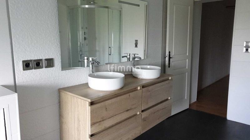 Maison - 148 m² - 5 pièces