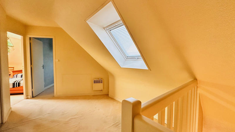 Maison - 121 m² - 6 pièces