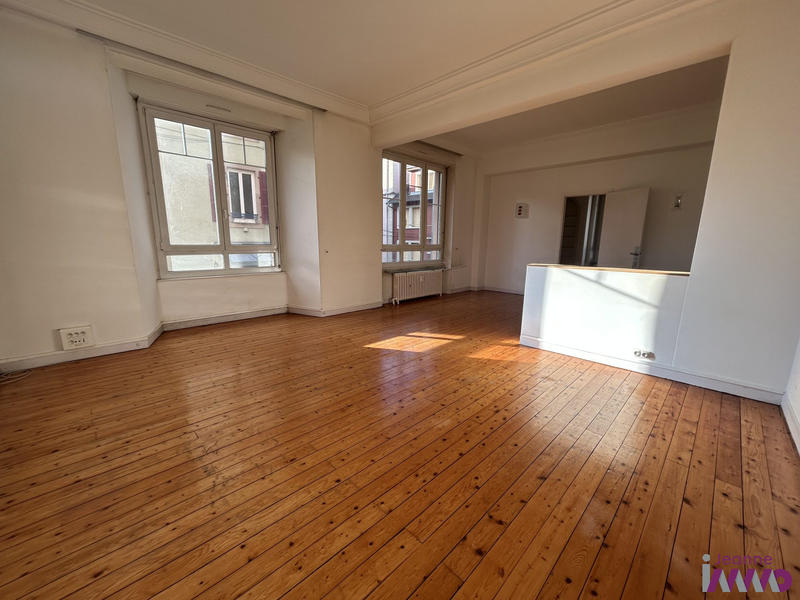 Appartement - 140 m² - 6 pièces