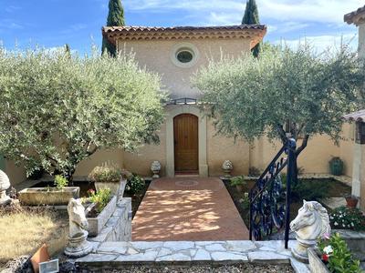 Maison - 314 m² - 10 pièces