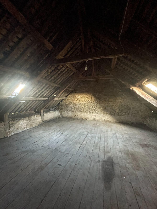 Maison - 121 m² - 5 pièces