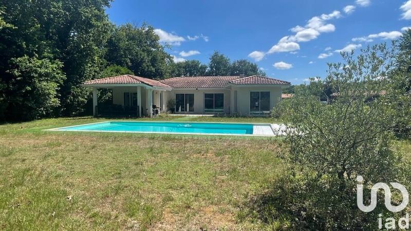 Maison - 162 m² - 6 pièces