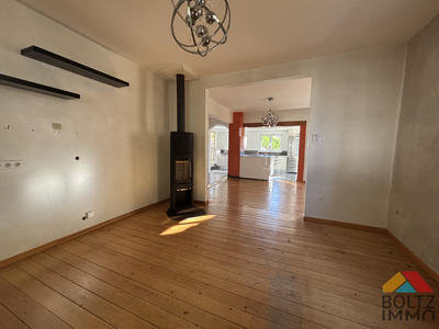 Maison - 155 m² - 6 pièces