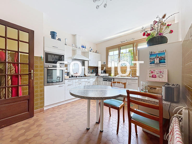 Maison - 170 m² - 7 pièces