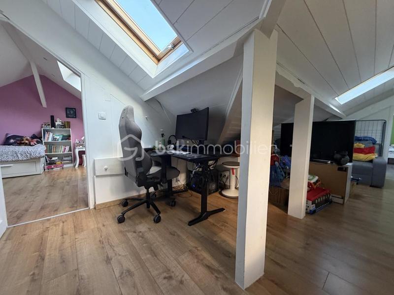 Maison - 105 m² - 5 pièces