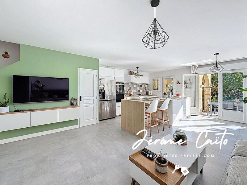 Maison - 83 m² - 4 pièces