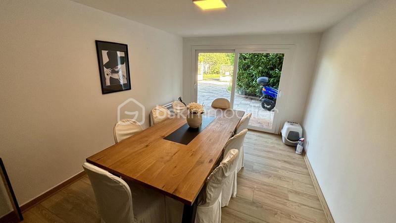 Maison - 150 m² - 8 pièces