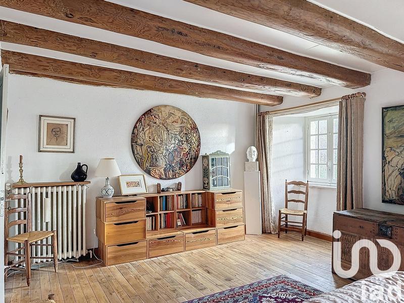 Maison - 270 m² - 11 pièces