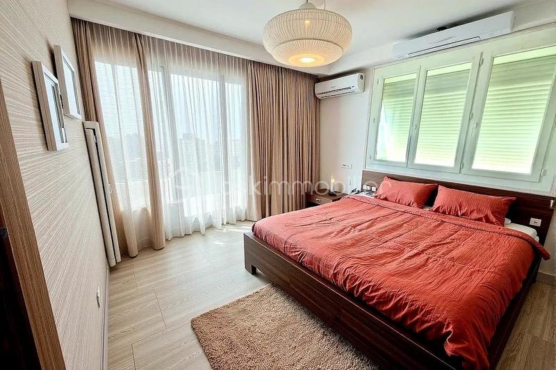 Maison - 129 m² - 6 pièces