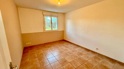 Maison - 90 m² - 3 pièces