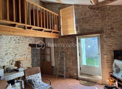 Maison en pierre - 160 m² - 4 pièces