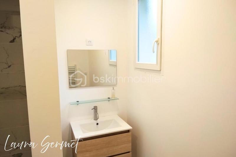 Pavillon - 80 m² - 5 pièces