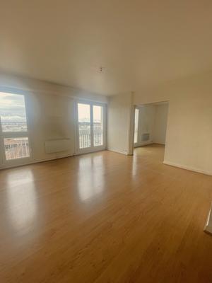 Appartement - 72 m² - 4 pièces