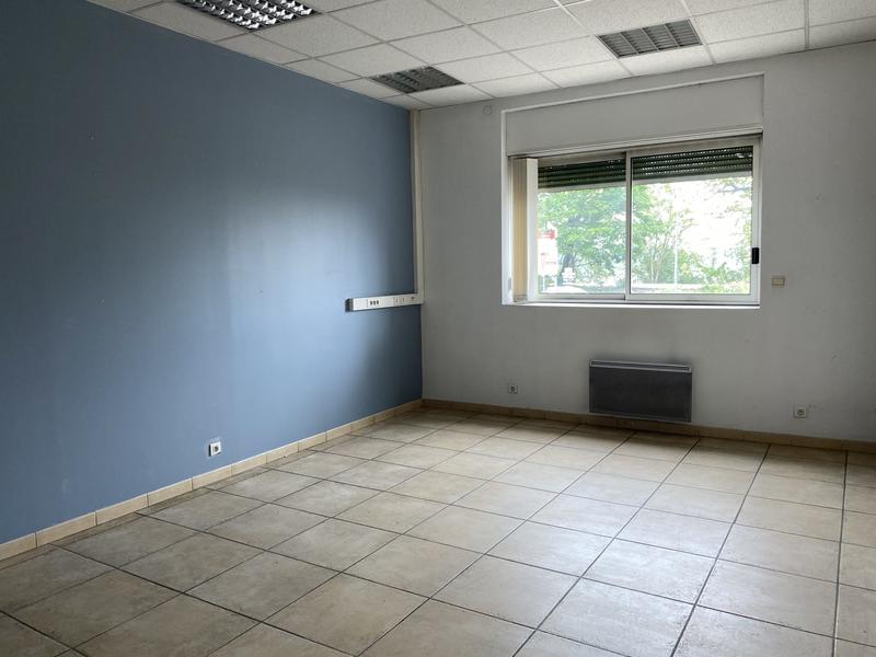 Local commercial - 67 m²