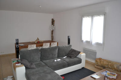 Maison - 93 m² - 4 pièces